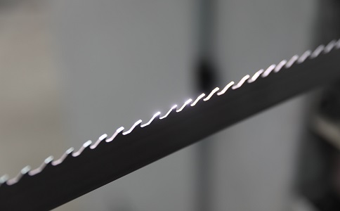 广州双金属带锯条产生切削噪音的原因具体有哪些？